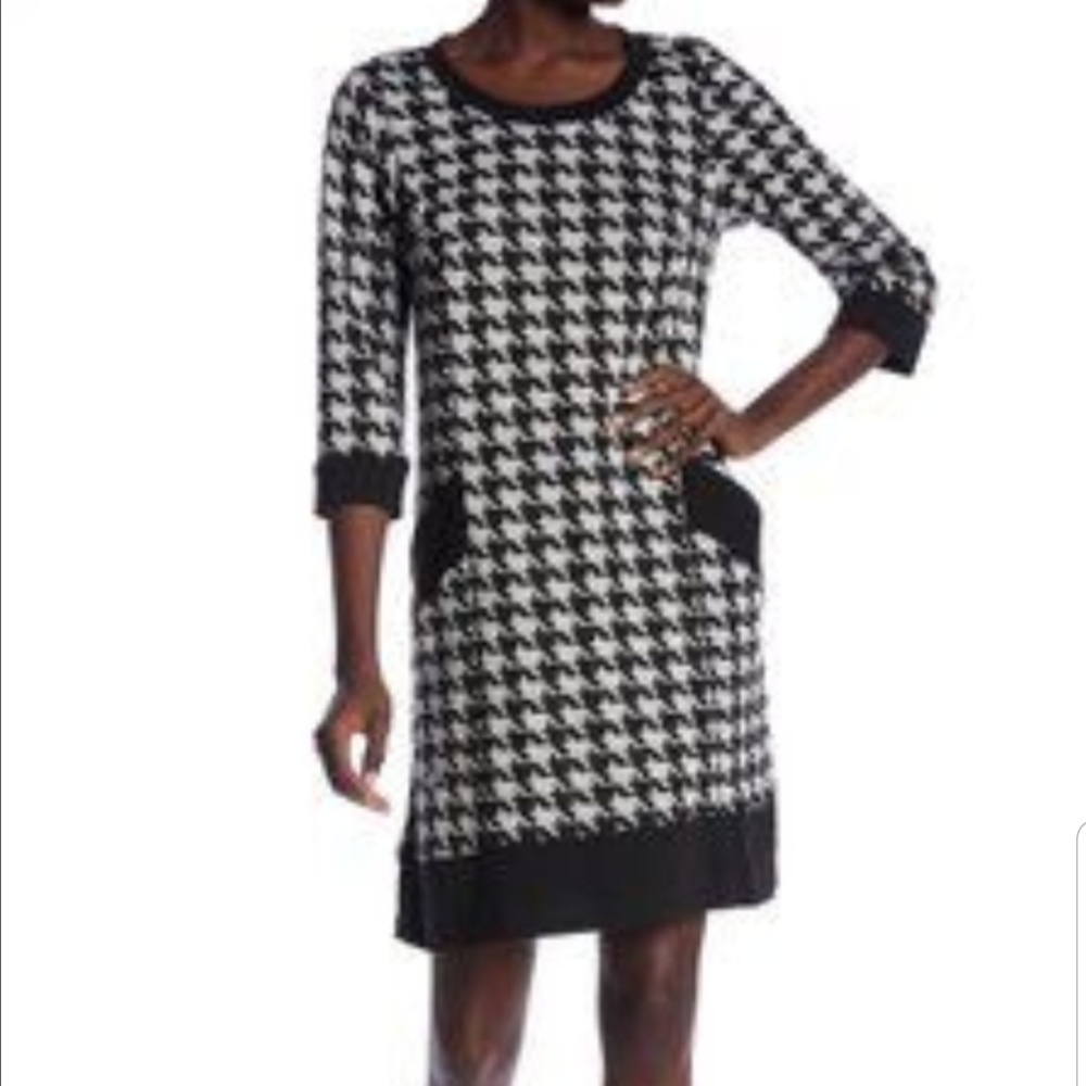 Rabbit Rabbit Rabbit Designs Dress  H-0232